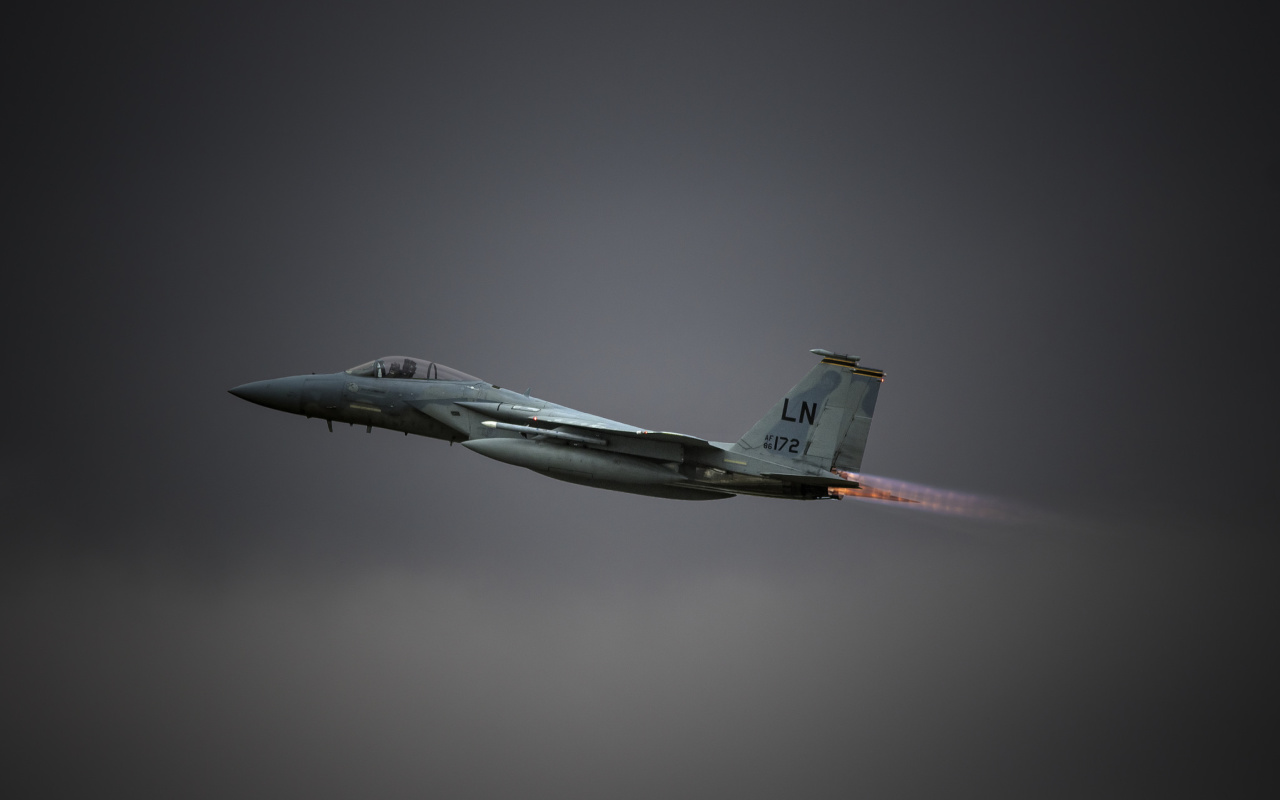 Screenshot №1 pro téma McDonnell Douglas F-15 Eagle Fighter Aircraft 1280x800
