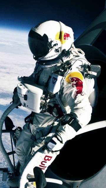 Sfondi Felix Baumgartner Cosmic Jump 360x640