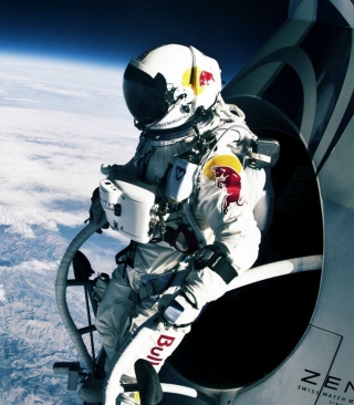 Felix Baumgartner Cosmic Jump - Obrázkek zdarma pro iPhone 5C