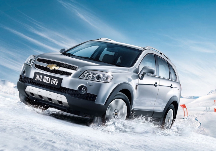 Screenshot №1 pro téma Chevrolet Captiva On Snow