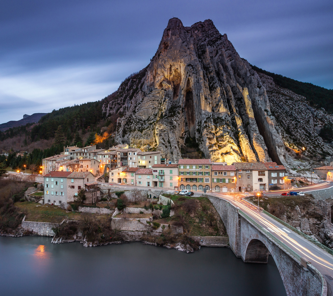 Fondo de pantalla Citadelle de Sisteron 1080x960