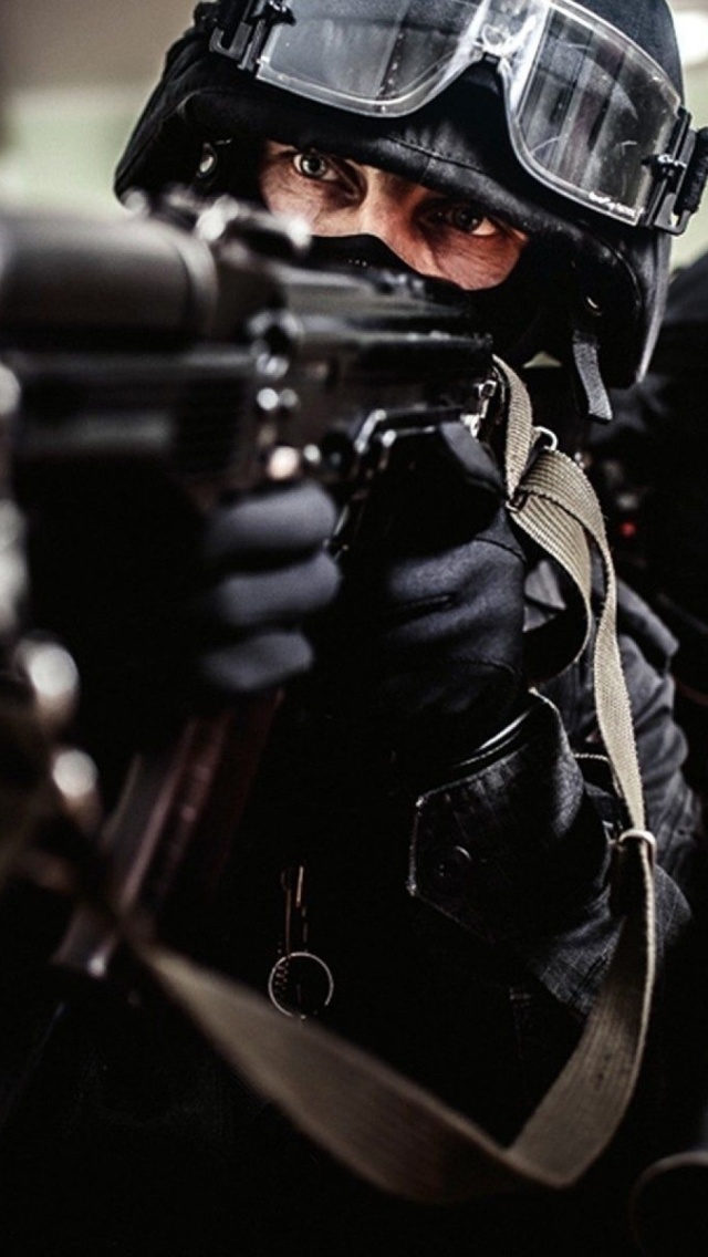 Police special forces wallpaper 640x1136
