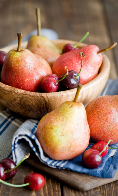 Das Pears And Cherries Wallpaper 240x400
