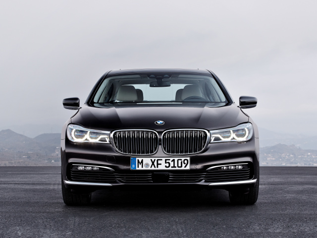 Обои BMW 750Li 640x480