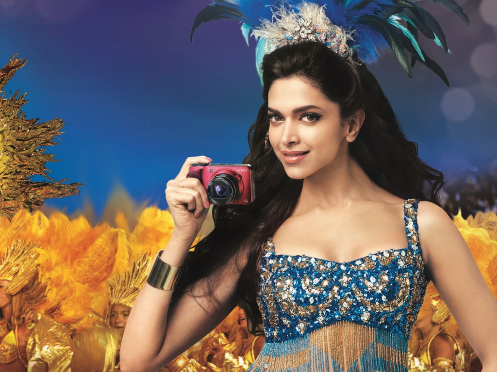 Screenshot №1 pro téma Deepika Padukone With Photo Camera 1024x768