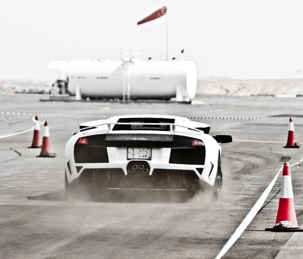Das White Lamborghini Murcielago On Track Wallpaper 1200x1024
