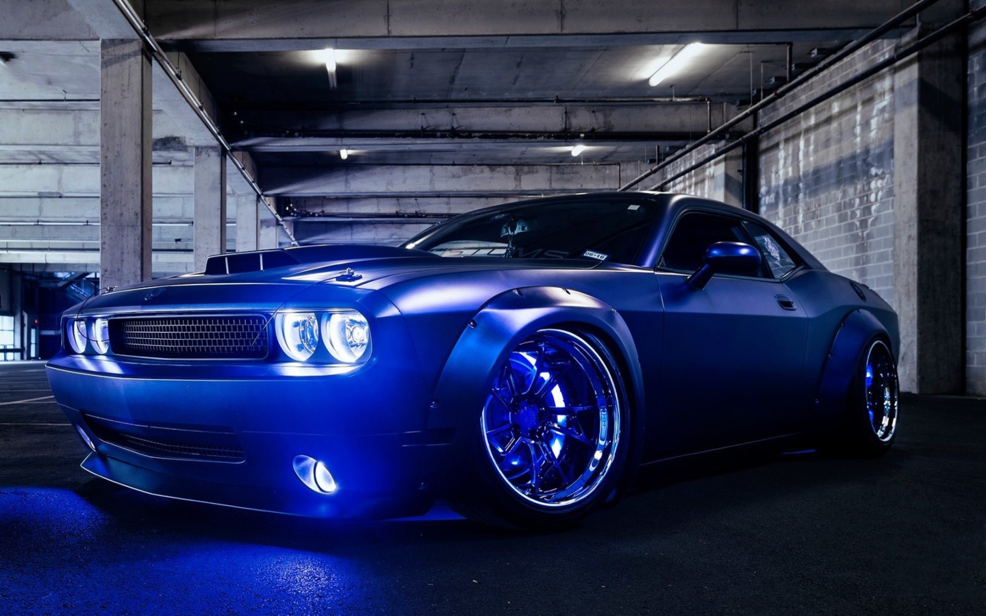 Обои Blue Dodge Challenger 1440x900