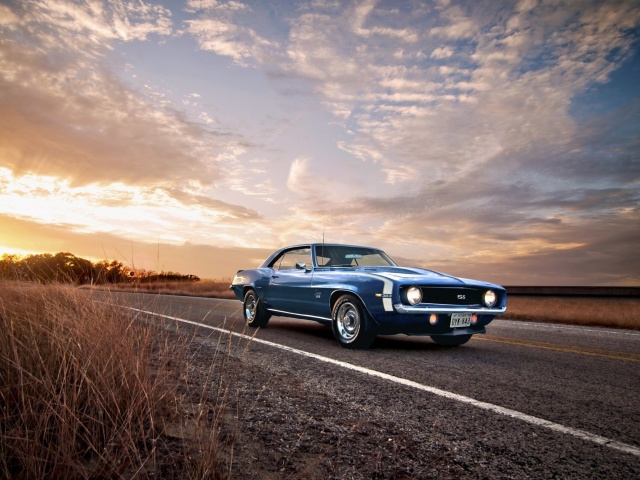 Das Chevrolet Camaro SS Wallpaper 640x480