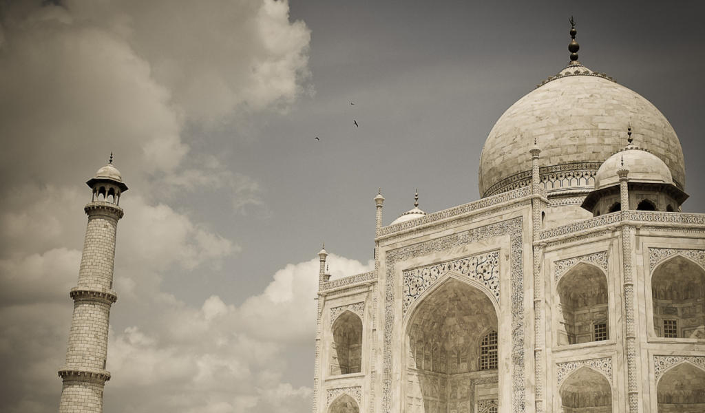 Fondo de pantalla Taj Mahal 1024x600