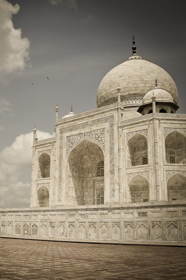 Fondo de pantalla Taj Mahal 640x960