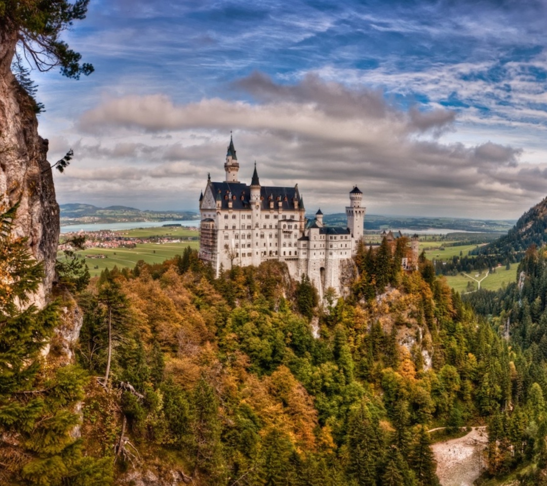 Screenshot №1 pro téma Bavaria Neuschwanstein Castle 1080x960