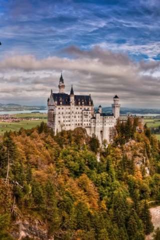 Fondo de pantalla Bavaria Neuschwanstein Castle 320x480