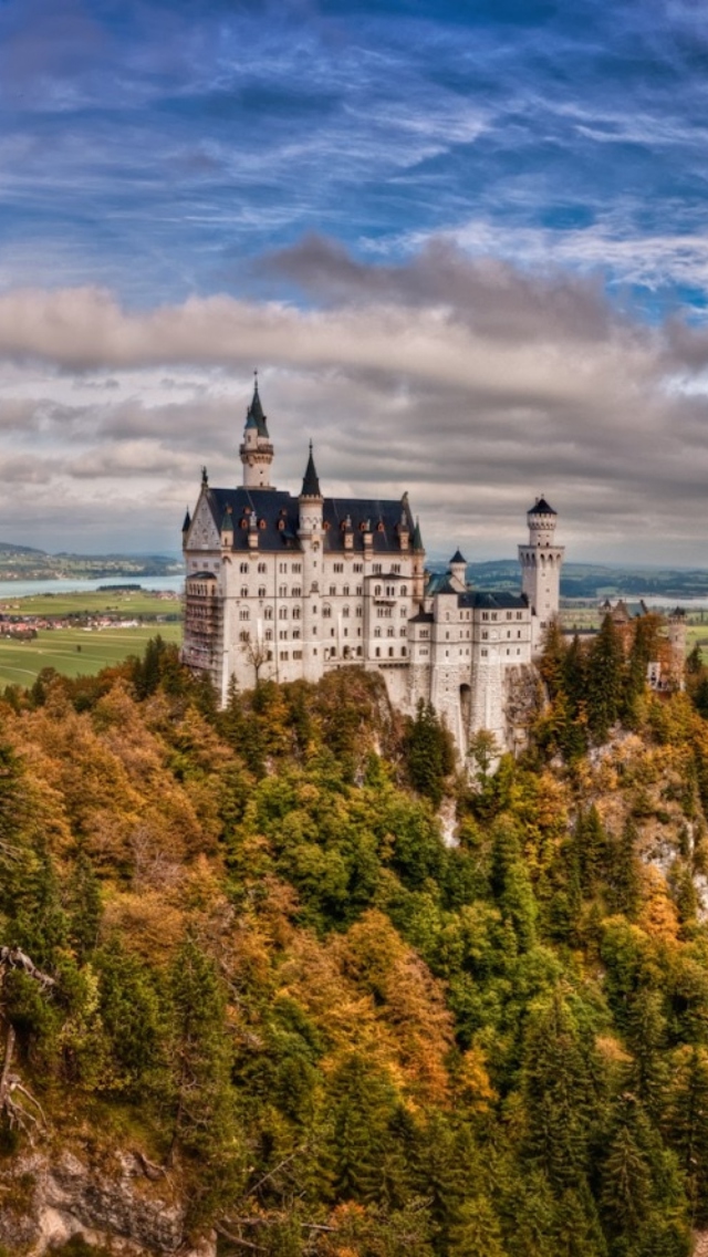 Sfondi Bavaria Neuschwanstein Castle 640x1136
