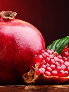 Fondo de pantalla Pomegranate 240x320