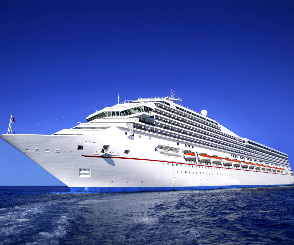 Das Cruise Ship Wallpaper 960x800