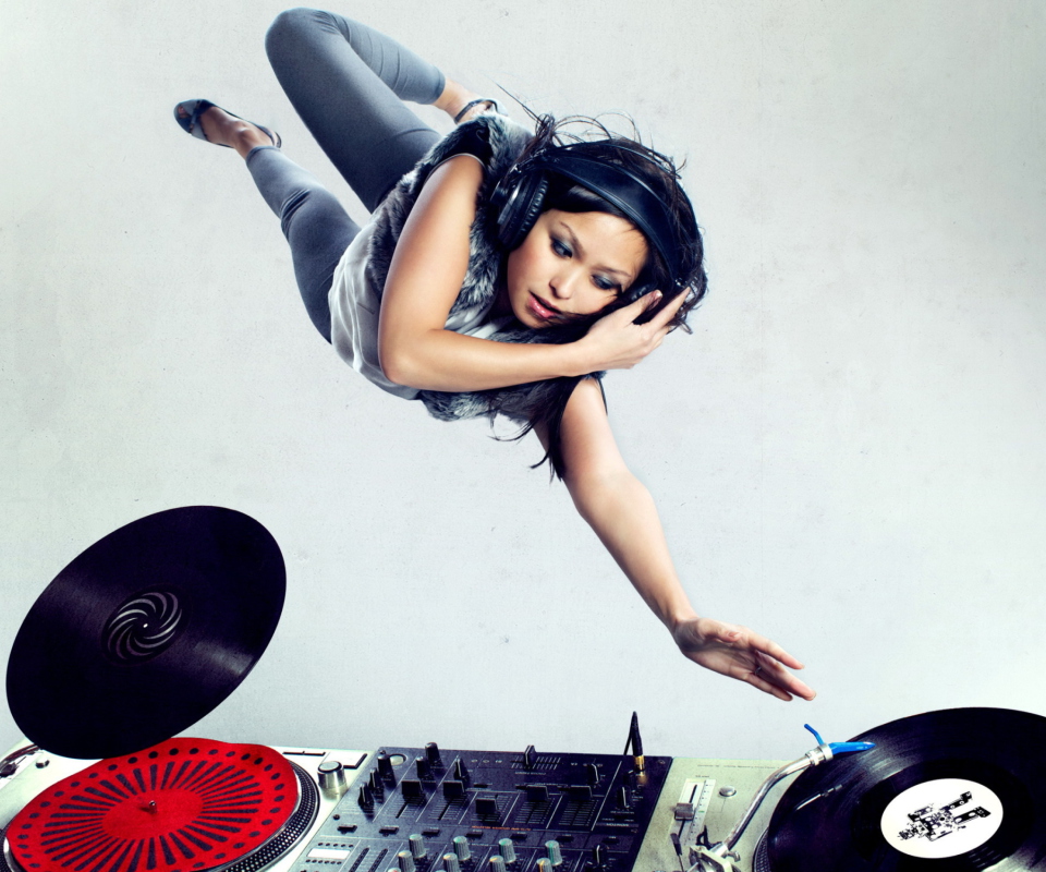 Dj Girl screenshot #1 960x800