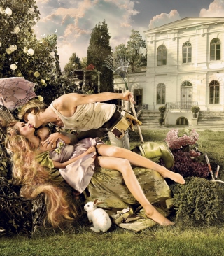 Scene With Kiss In Garden - Obrázkek zdarma pro 128x160