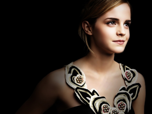 Emma Watson wallpaper 640x480