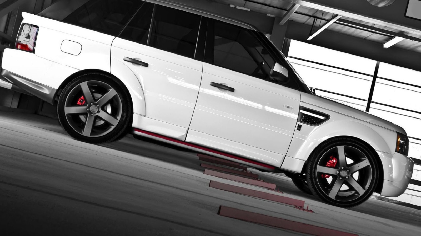 Обои Range Rover Sport 3.0TD V6 1600x900