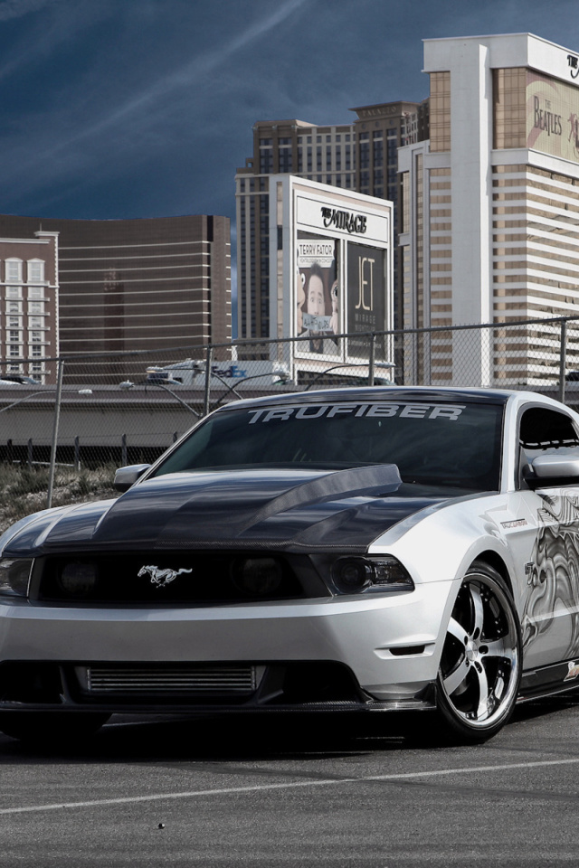 Ford Mustang Aerography wallpaper 640x960