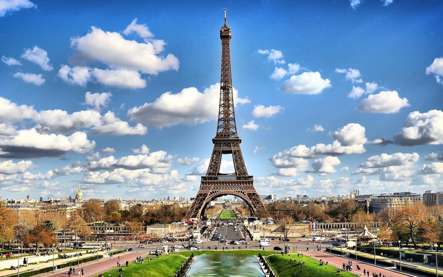 Fondo de pantalla Eiffel Tower 1440x900