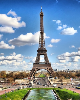 Kostenloses Eiffel Tower Wallpaper für 128x160