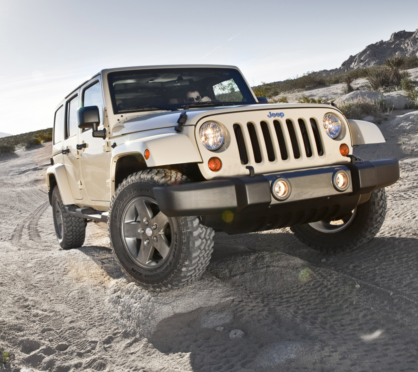 Jeep Wrangler wallpaper 1440x1280