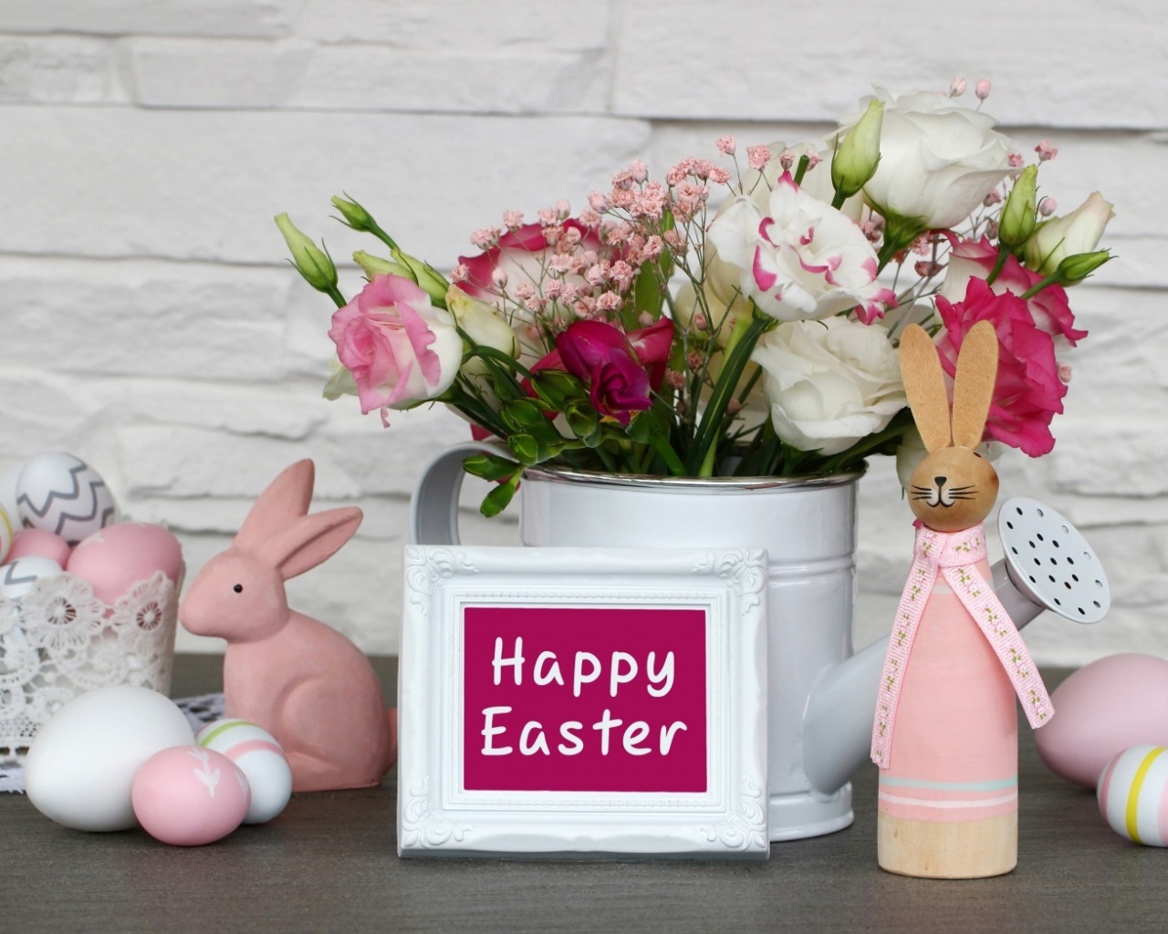 Screenshot №1 pro téma Happy Easter with Hare Figures 1280x1024