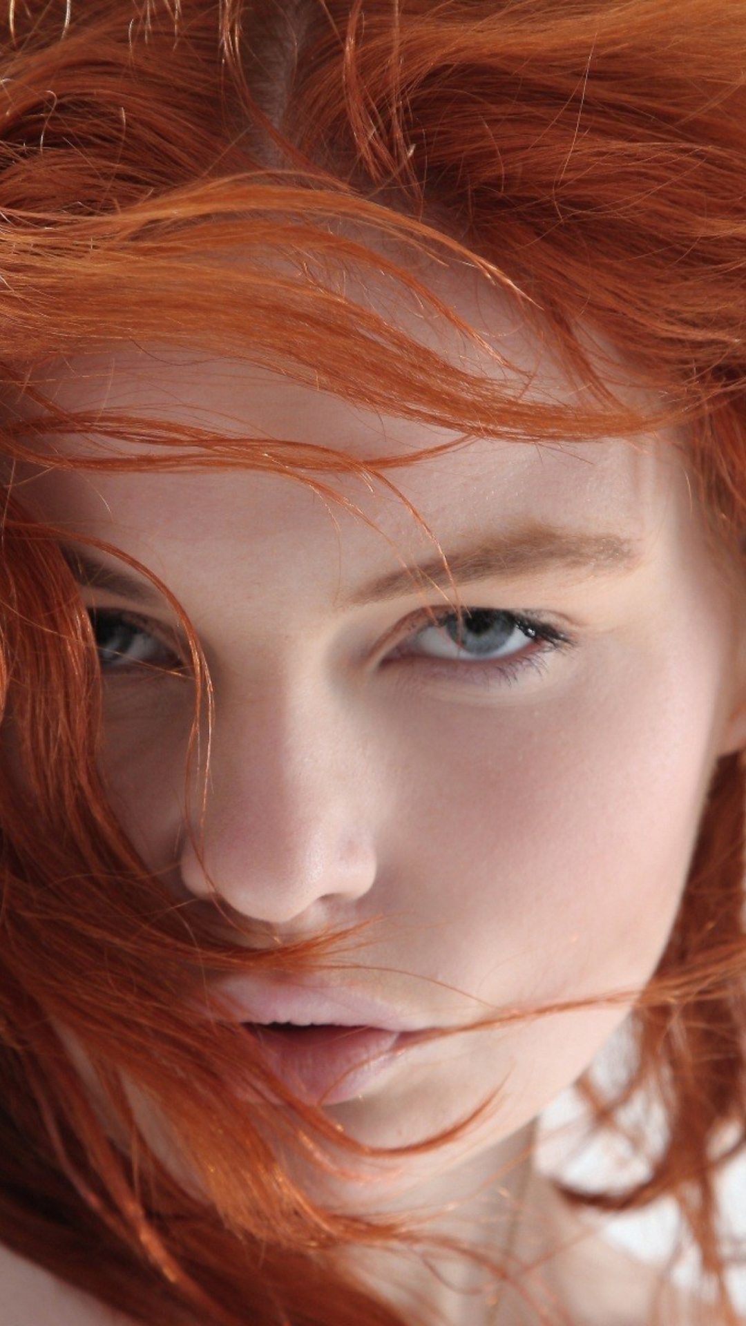 Redhead Model wallpaper 1080x1920