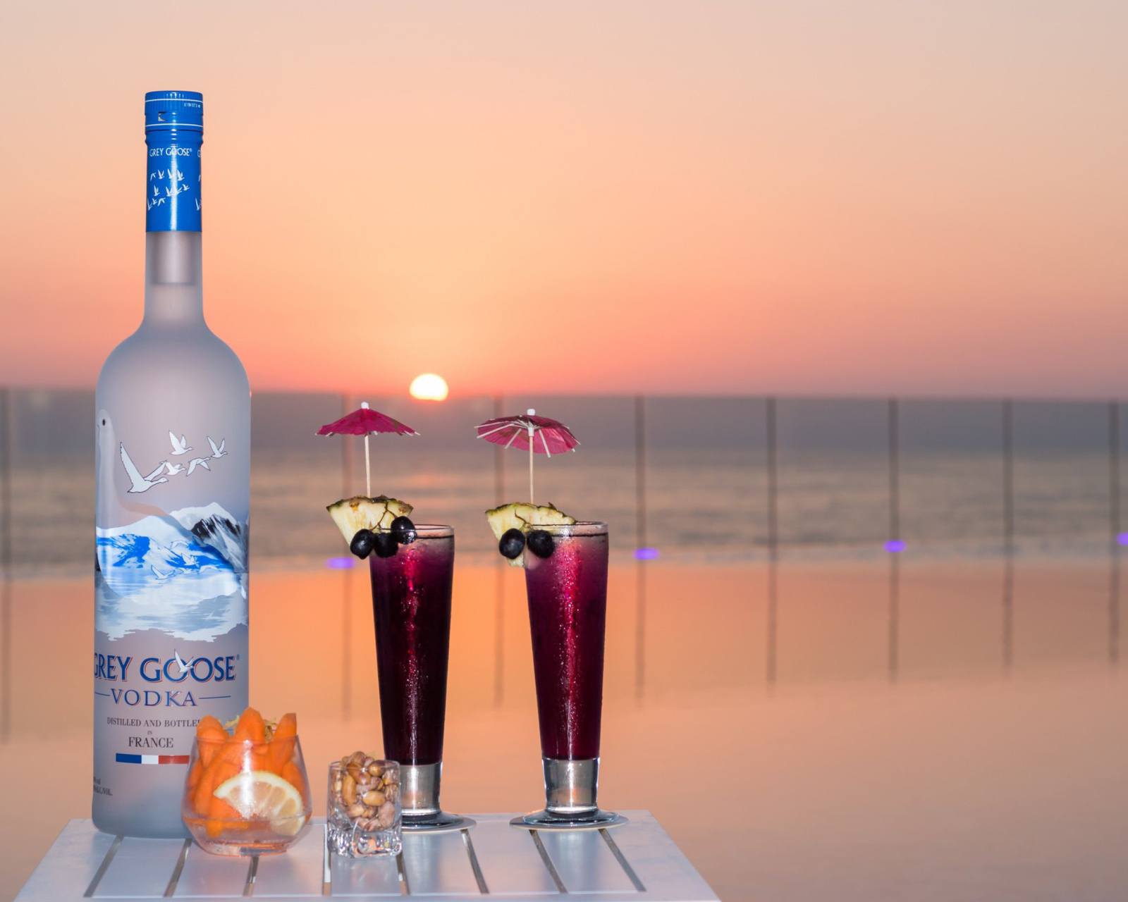 Обои Grey Goose Vodka 1600x1280