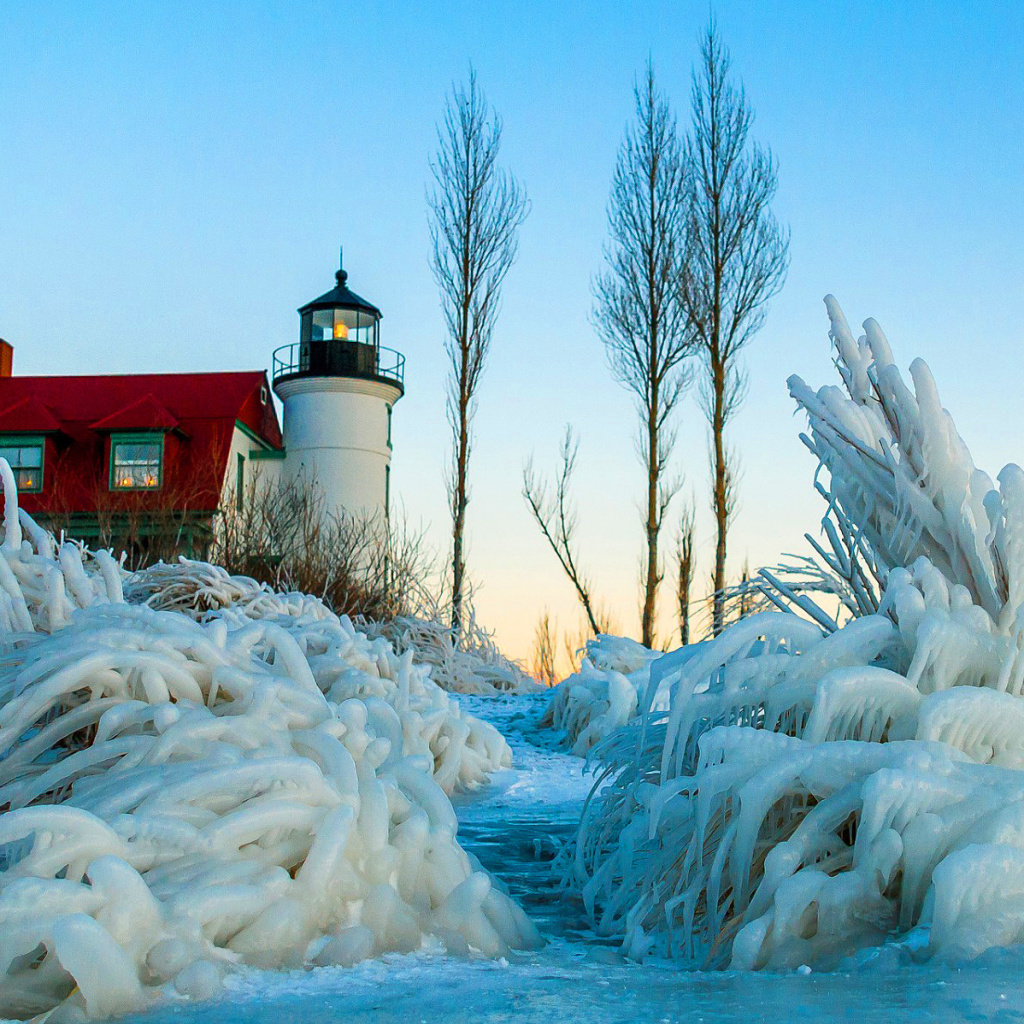 Sfondi Winter Frozen Lighthouses 1024x1024
