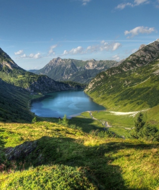 Lake In Austria sfondi gratuiti per Nokia C6-01