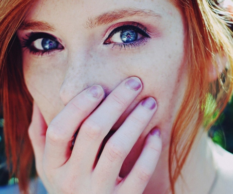 Blue Eyes And Freckles screenshot #1 480x400