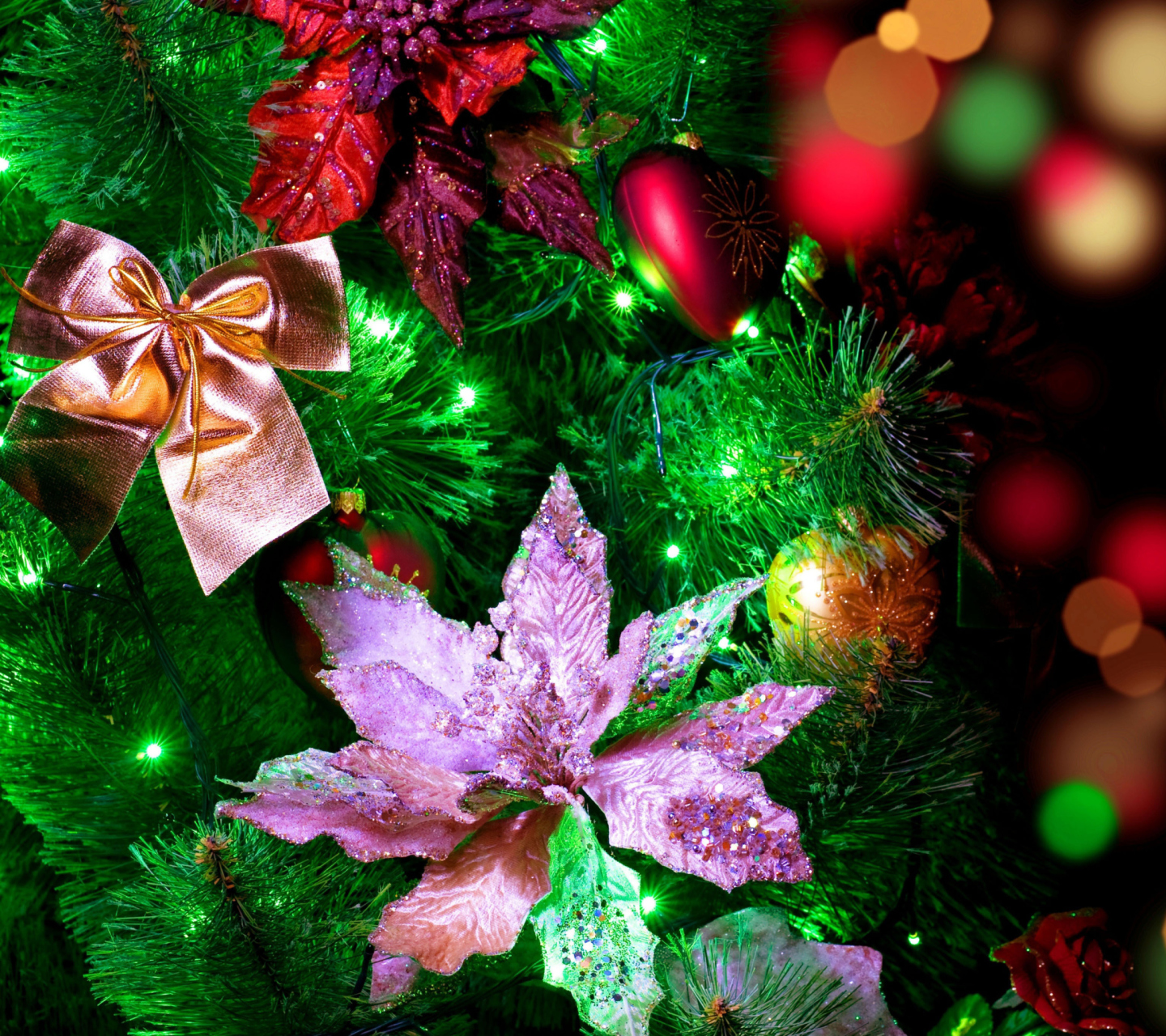 Christmas Decorations wallpaper 1440x1280