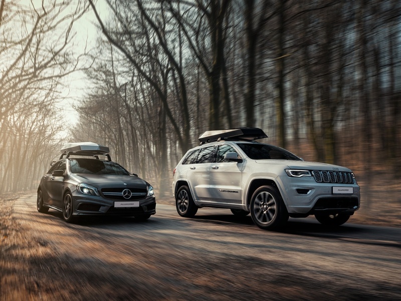 Das Jeep VS Mercedes Wallpaper 800x600