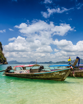 Boats in Thailand Phi Phi Background for 768x1280