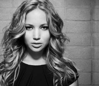 Jennifer Lawrence Black And White Portrait - Obrázkek zdarma pro iPad 2