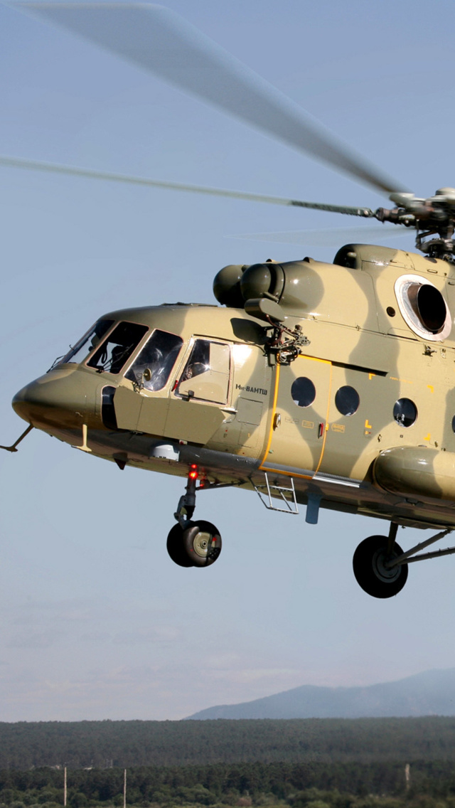 Mil Mi 17 Russian Helicopter wallpaper 640x1136