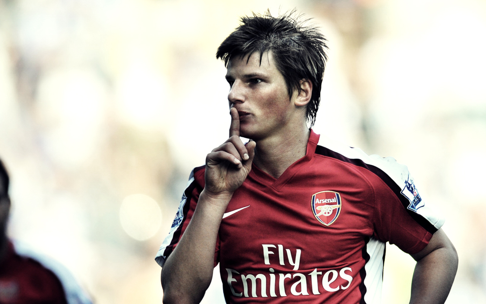 Screenshot №1 pro téma Andrei Arshavin 1680x1050