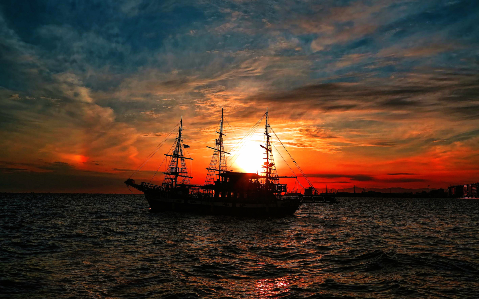 Обои Ship in sunset 1680x1050