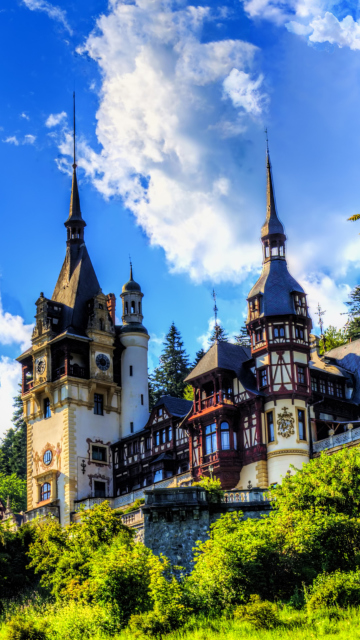 Screenshot №1 pro téma Peles Castle In Romania 360x640