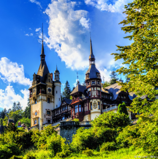 Kostenloses Peles Castle In Romania Wallpaper für iPad mini 2