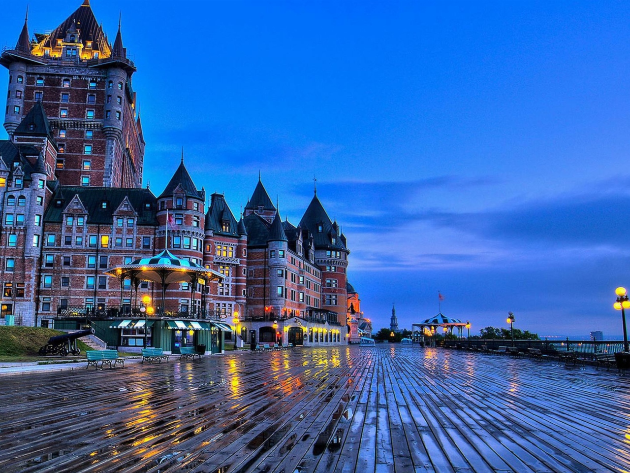 Screenshot №1 pro téma Château Frontenac - Grand Hotel in Quebec 1280x960