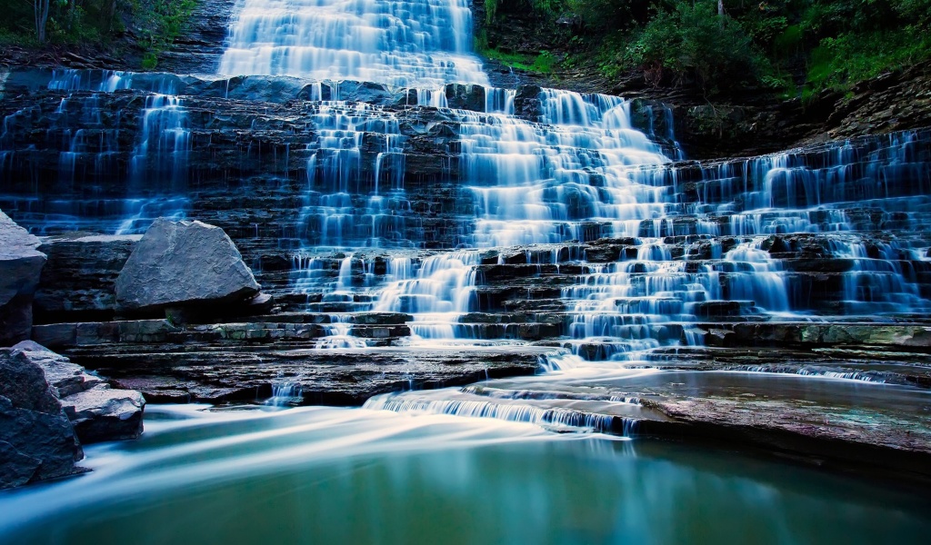 Albion Falls cascade waterfall in Hamilton, Ontario, Canada screenshot #1 1024x600