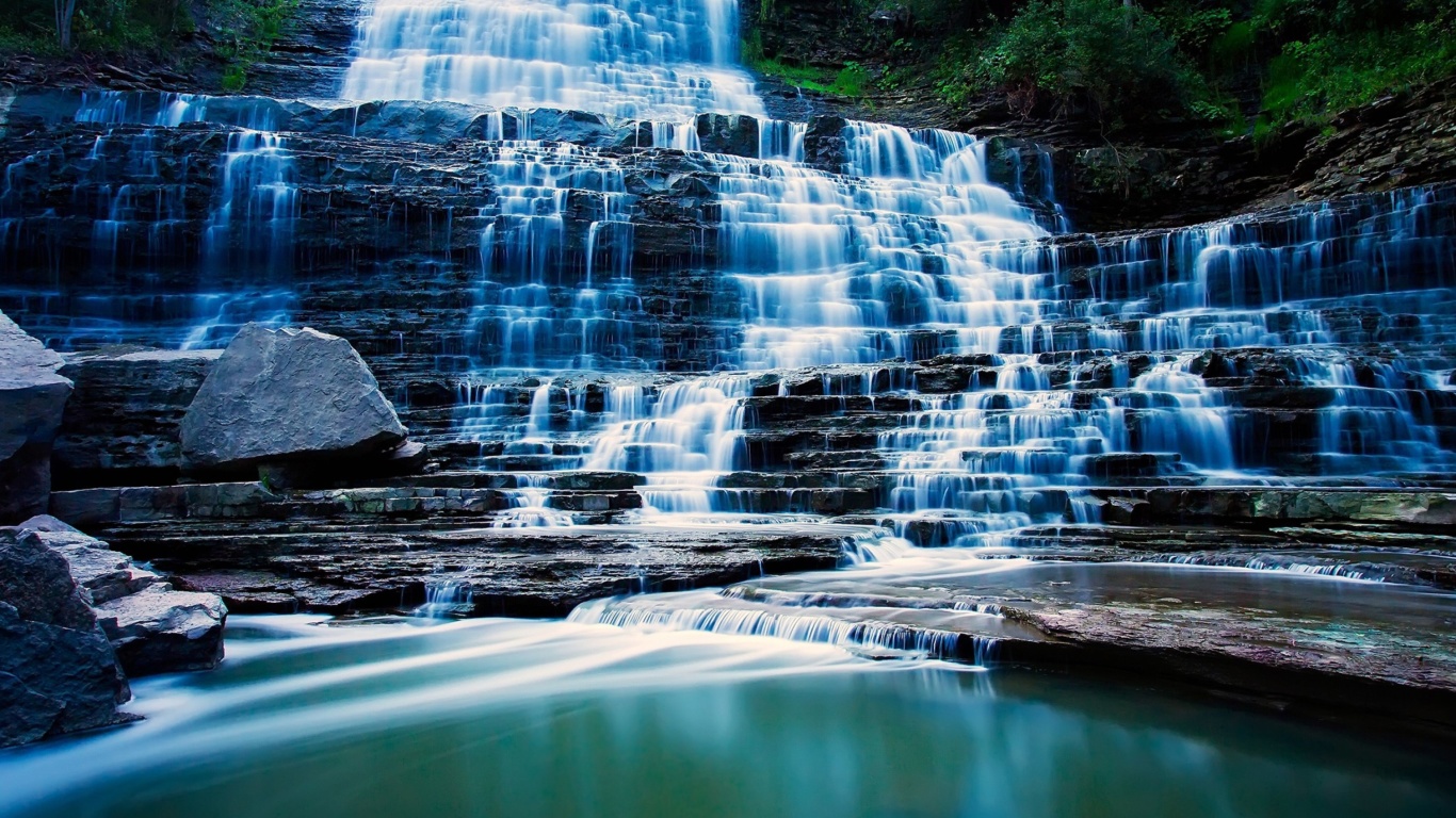 Fondo de pantalla Albion Falls cascade waterfall in Hamilton, Ontario, Canada 1366x768
