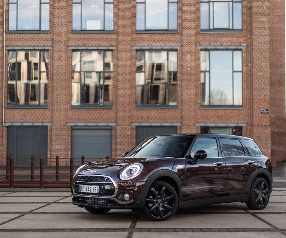 Обои 2018 MINI Cooper Clubman 960x800