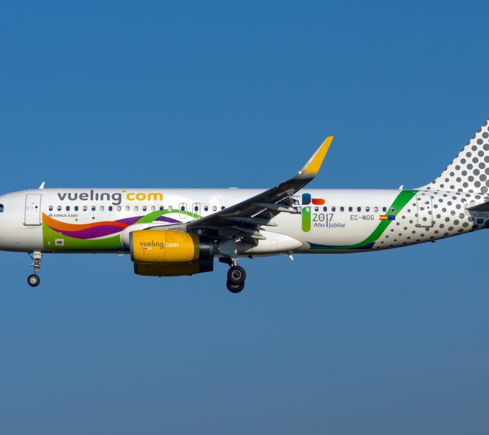 Airbus A320 Vueling Airlines wallpaper 960x854