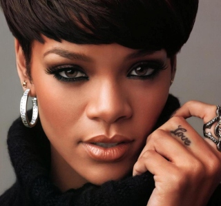 Kostenloses Rihanna Wallpaper für 1024x1024