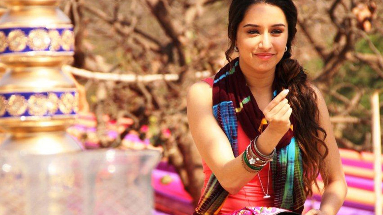 Screenshot №1 pro téma Shraddha Kapoor 1280x720