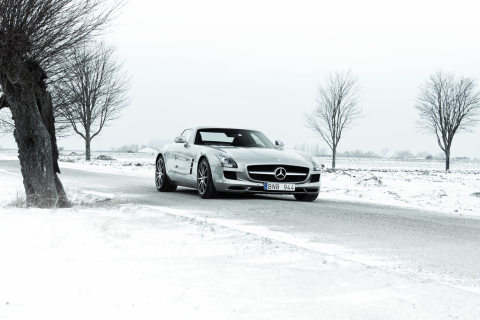 Das Mercedes SLS Wallpaper 480x320